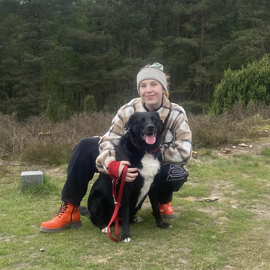 fiasarina with her dog Mila